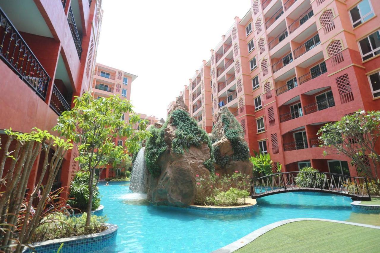 Seven Seas Resort Pattaya By Justin Jomtien Beach Eksteriør billede